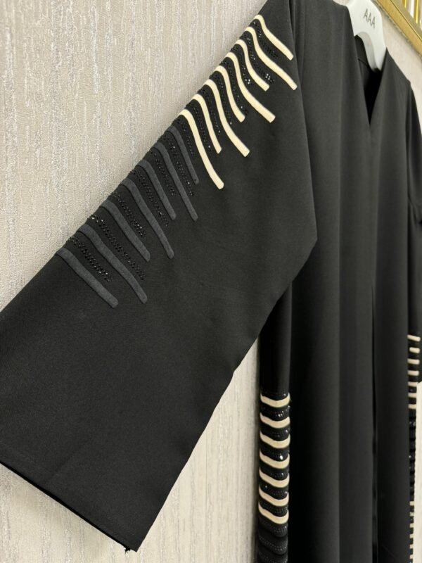 Trendy Black Abaya
