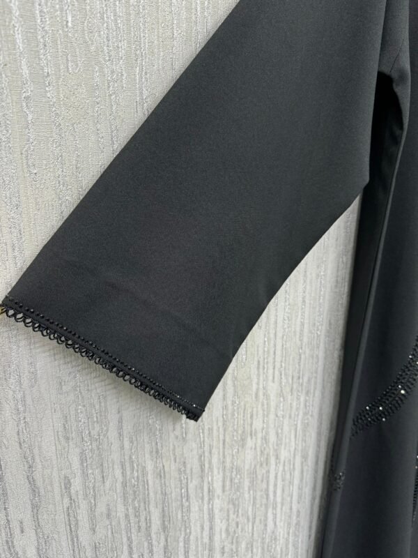 Sleek Black Abaya